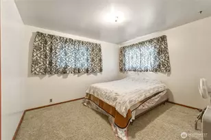 309 NE Ash St, College Place, WA 99324 - Photo 15