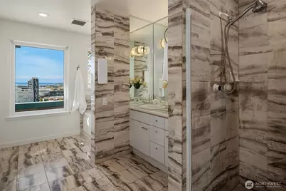 420 Melrose Avenue E #902, Seattle, WA 98102 - Photo 23