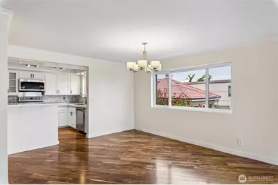 2470 Dexter Avenue N #2A, Seattle, WA 98109 - Photo 7