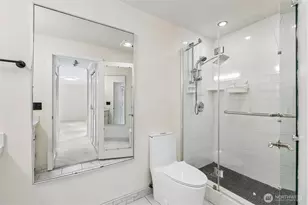 2470 Dexter Ave N, Seattle, WA 98109 - Photo 19