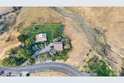 4284 April Drive, Wenatchee, WA 98801 - Photo 5