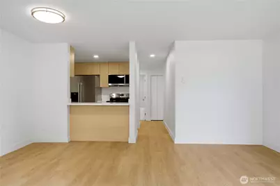 10732 Stone Avenue N #2, Seattle, WA 98133 - Photo 5