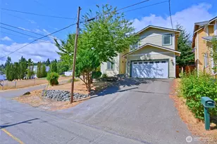 1687 Bayview Dr W, Bremerton, WA 98312 - Photo 1