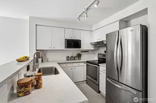 232 Belmont Ave E, Seattle, WA 98102 - Photo 9