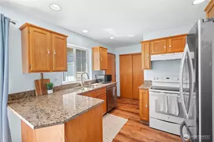 1200 Elm St, Lynden, WA 98264 - Photo 17