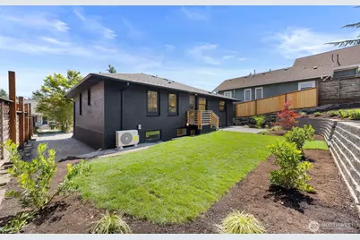 8019 Bagley Avenue N, Seattle, WA 98103 - Photo 25