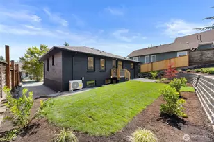 8019 Bagley Ave N, Seattle, WA 98103 - Photo 25