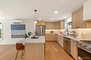 8019 Bagley Ave N, Seattle, WA 98103 - Photo 9