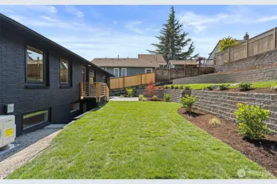 8019 Bagley Avenue N, Seattle, WA 98103 - Photo 23