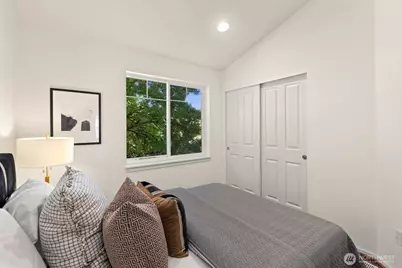 12721 SE 41st Place #214, Bellevue, WA 98006 - Photo 13