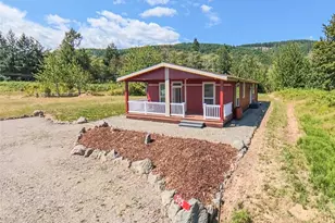205 Lake View Dr, Quilcene, WA 98376 - Photo 3