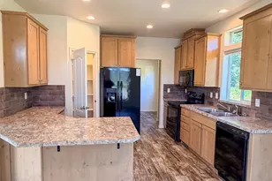 205 Lake View Dr, Quilcene, WA 98376 - Photo 17