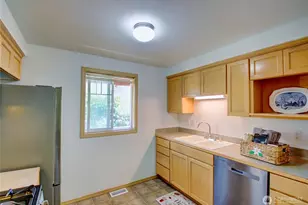 1540 Wildflower Way, Sedro Woolley, WA 98284 - Photo 17