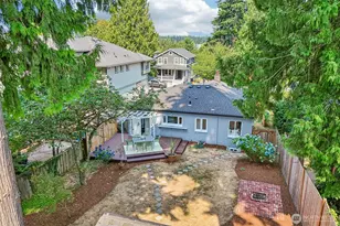 1025 NE 103rd St, Seattle, WA 98125 - Photo 25