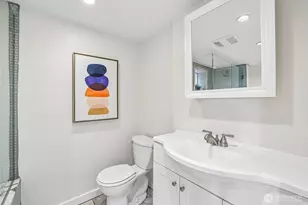 1025 NE 103rd St, Seattle, WA 98125 - Photo 17