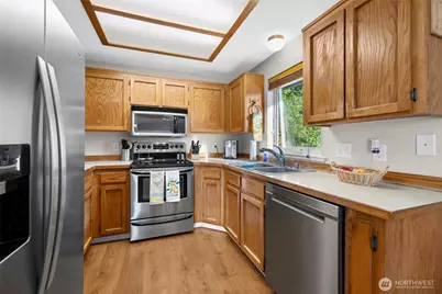637 Cranberry Drive, Oak Harbor, WA 98277 - Photo 13