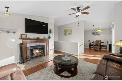 637 Cranberry Drive, Oak Harbor, WA 98277 - Photo 9
