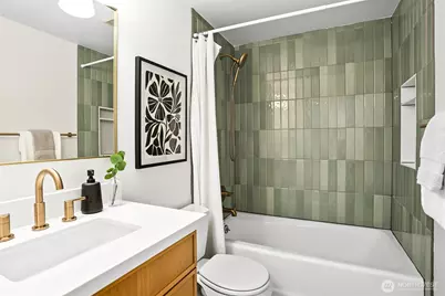 3243 22nd Avenue W, Seattle, WA 98199 - Photo 29
