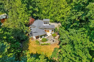 7641 NE North St, Bainbridge Island, WA 98110 - Photo 35