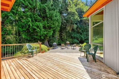 7641 NE North Street, Bainbridge Island, WA 98110 - Photo 27
