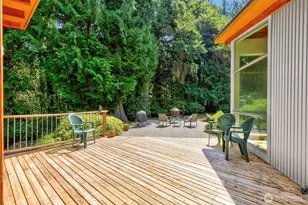 7641 NE North St, Bainbridge Island, WA 98110 - Photo 27