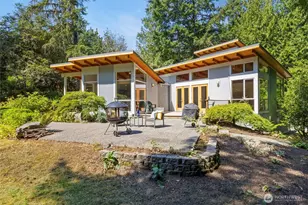 7641 NE North St, Bainbridge Island, WA 98110 - Photo 29