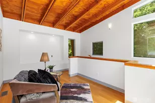 7641 NE North St, Bainbridge Island, WA 98110 - Photo 25
