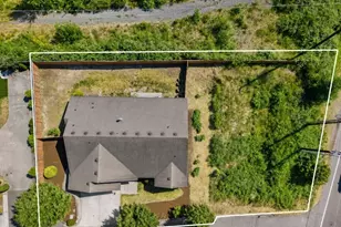 7523 Broadway, Everett, WA 98203 - Photo 3