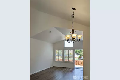 1221 65th Street SE #103, Auburn, WA 98092 - Photo 3