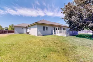 1916 SE Clover Ct, College Place, WA 99324 - Photo 39