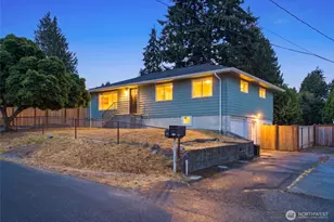 7414 Highland Dr, Everett, WA 98203 - Photo 1