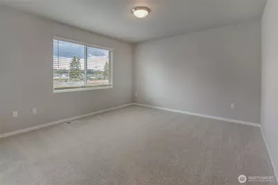 18205 37th Avenue Ct E, Tacoma, WA 98446 - Photo 5