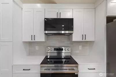 1710 SW 106th Street, Seattle, WA 98146 - Photo 13