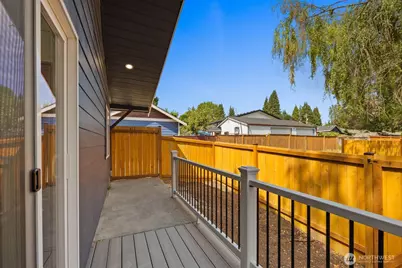 1710 SW 106th Street, Seattle, WA 98146 - Photo 23