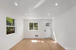 1710 SW 106th St, Seattle, WA 98146 - Photo 7