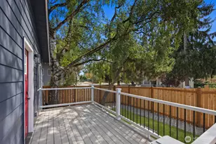 1710 SW 106th St, Seattle, WA 98146 - Photo 31