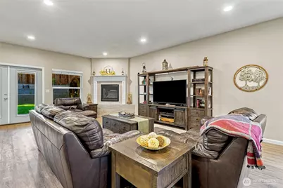 319 SE Highland Park Drive, College Place, WA 99324 - Photo 7