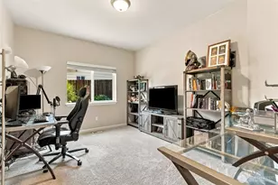 319 SE Highland Park Dr, College Place, WA 99324 - Photo 21