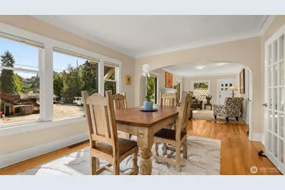 10015 68th Avenue S, Seattle, WA 98178 - Photo 11