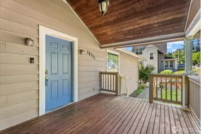 18711 82nd Avenue NE, Kenmore, WA 98028 - Photo 3