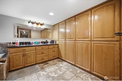 2421 Plaza Way, Walla Walla, WA 99362 - Photo 21
