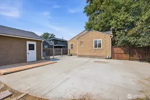 2421 Plaza Way, Walla Walla, WA 99362 - Photo 27