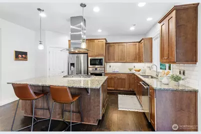 13844 La Vigne Court NE, Bainbridge Island, WA 98110 - Photo 11