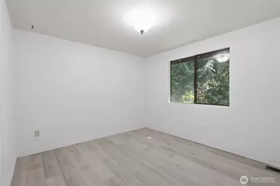 21926 SE 37th Street, Sammamish, WA 98075 - Photo 31
