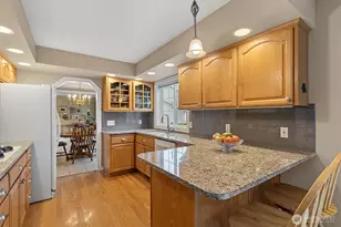 4515 Forest Dr, Everett, WA 98203 - Photo 13