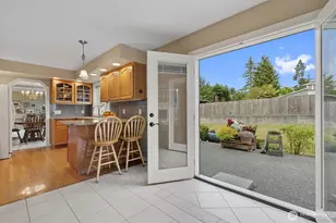 4515 Forest Dr, Everett, WA 98203 - Photo 15