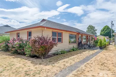 915 17th Avenue, Longview, WA 98632 - Photo 1