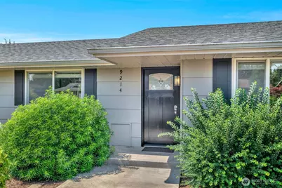 9214 46th Drive NE, Marysville, WA 98270 - Photo 3