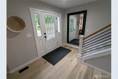 17604 Muirfield Court, Arlington, WA 98223 - Photo 3