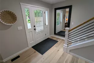 17604 Muirfield Ct, Arlington, WA 98223 - Photo 3